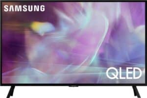 small 32'' 4K Samsung TV Q60A