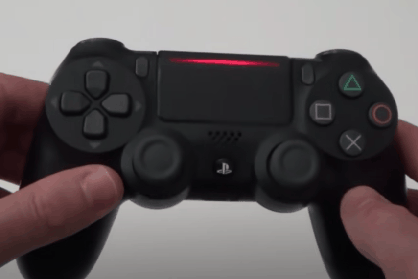 PS4 controller red light