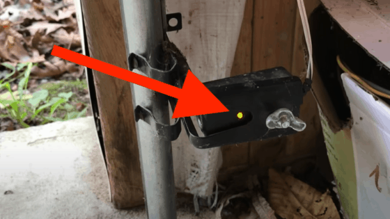 Yellow Light On Garage Door Sensor, How To Align A Garage Door Sensor